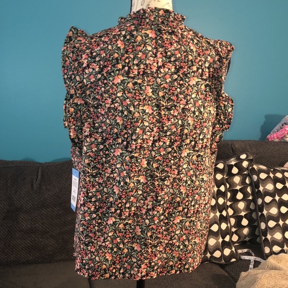 NWT BB Dakota Ditsy Top - Picture 5 of 8